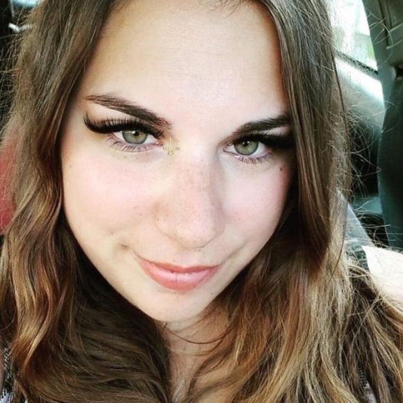 BeautyTime client eyelash extensions selfie5