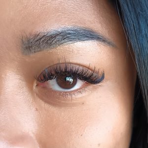 Ultimate Guide to Lash Extensions For Women