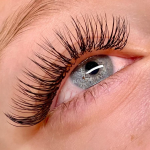 Can You Wear Eyeliner with Eyelash Extensions